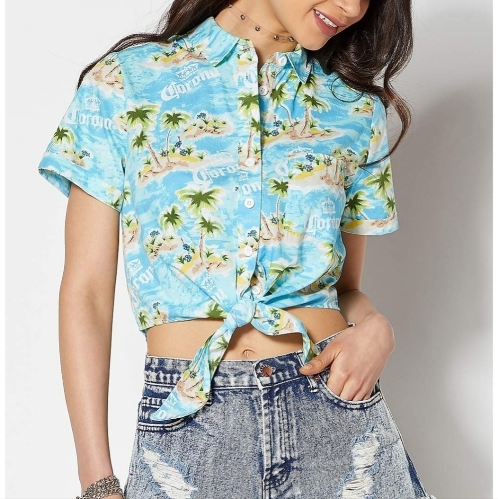 Corona Cropped Button Down Shirt Size XL